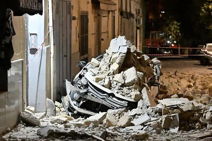 Prosegue lo sciame sismico ai Campi Flegrei: decine di scosse, l'ultima tra Pozzuoli e Bacoli
