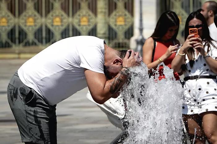Caldo record da Nord a Sud: Catania tra le 23 citt&agrave; col bollino rosso 