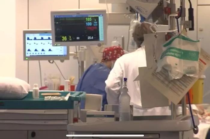 Addio a Mattia Maestri, il bambino entrato in coma dopo aver mangiato formaggio con latte crudo