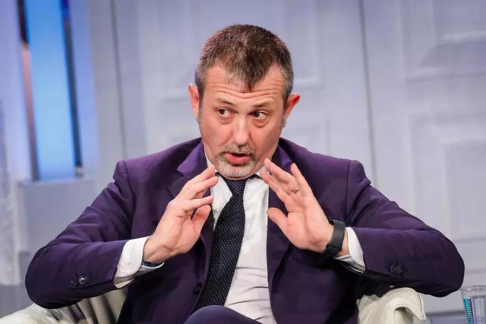 Chat Delmastro, la giunta per il regolamento rimanda tutto alla giunta per le autorizzazioni