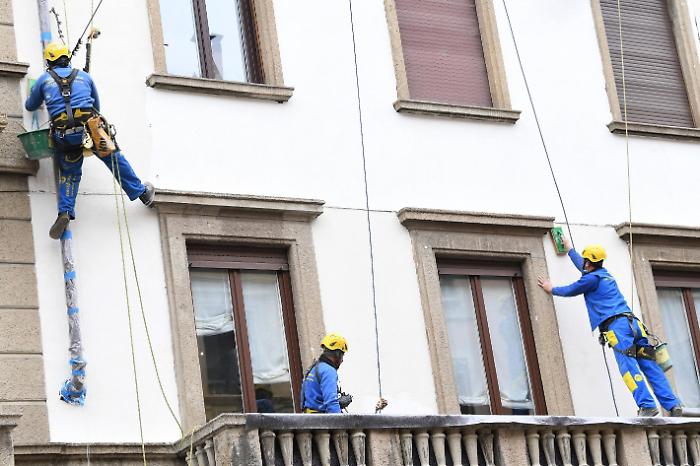 Superbonus, in Sicilia per rifare le villette con giardino lo Stato ha speso 1,2 miliardi. E solo 5 milioni per le case popolari
