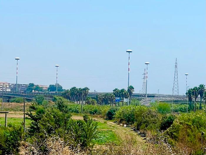 Nuove torri faro allo vincolo dell'Asse dei Servizi: pi&ugrave; sicurezza verso l'Aeroporto e Librino