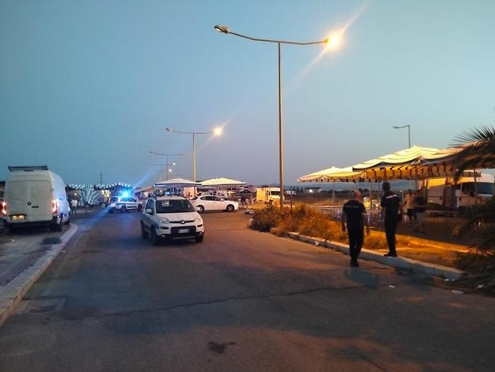 Blitz della polizia municipale nel Far West del  mercato settimanale 