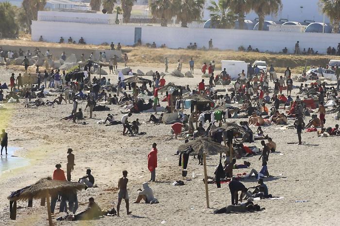 Al&igrave;, 16 anni, torna da Ceuta per vergogna: rimpianto e un nuovo inizio a Marrakech