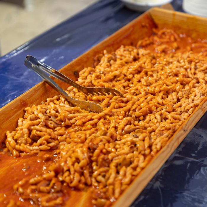 Sagra della Busiata tra festa e polemica: Occhipinti denuncia lo "sfiguramento" dell'ex Chiesa Madre