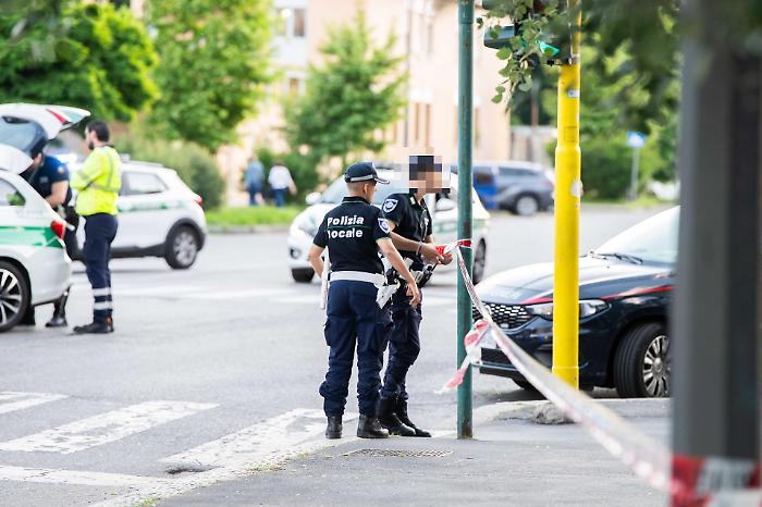 Dopo un arresto illegale fanno sparire 1.400 euro: in manette cinque vigili urbani a Milano 