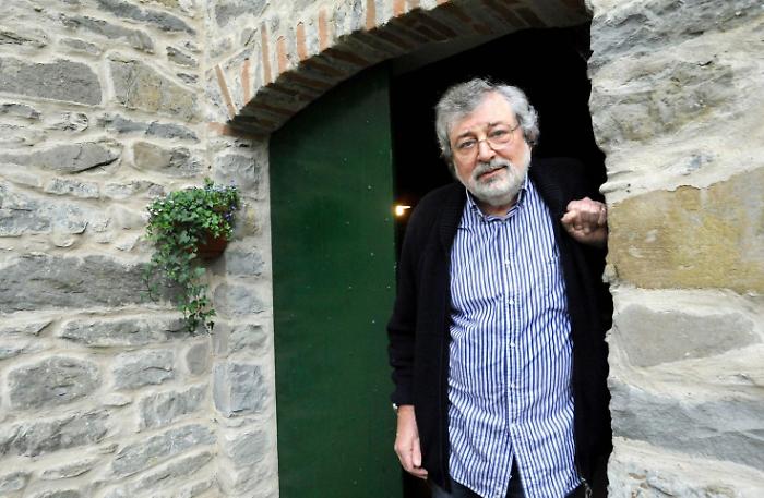  &Egrave; morto a 86 anni il cantautore Francesco Guccini: i funerali in forma privata, un ricordo pubblico a settembre