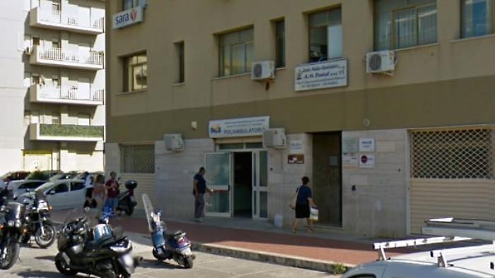 Tensione al PTE di Bagheria: ubriaco danneggia il presidio, vigilante mette in salvo il personale