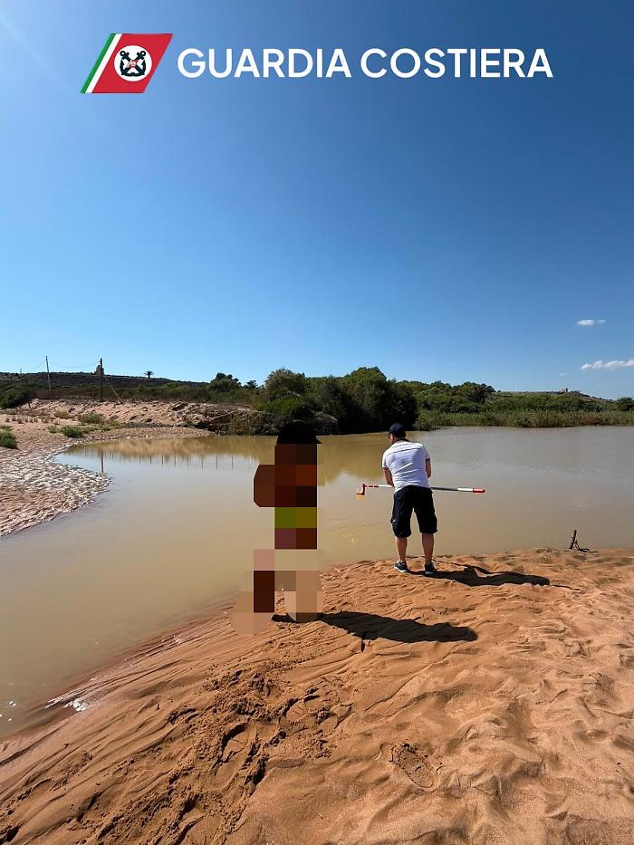 Castelvetrano, acquascooter sulla spiaggia e controlli al Canale Cottone: raffica di interventi della Guardia Costiera