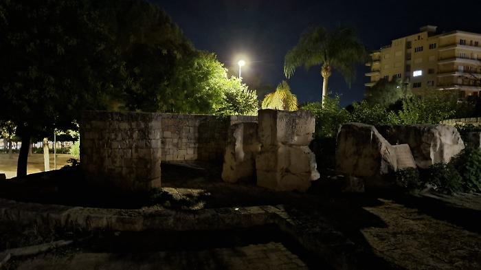 Coraggio Comiso: "Mancano luce, sicurezza e decoro in piazza Majorana e al monumento dei caduti"