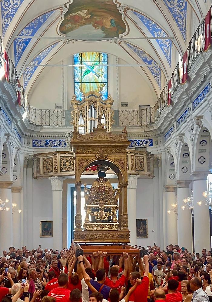 San Bartolomeo a Giarratana, il rito della Scinnut&agrave; d&agrave; il via ai giorni del patrono