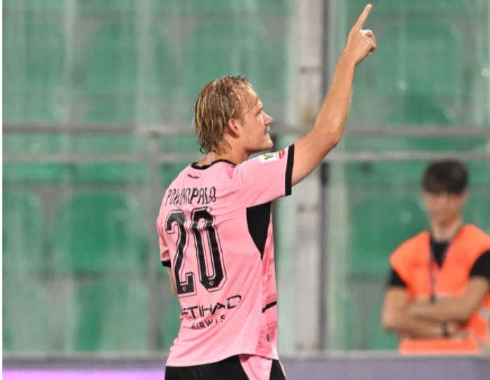 Il Palermo stende il Lecce gol le firme di Vavassori  e del solito Pohjanpalo 