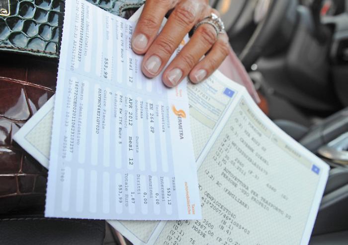 Bollo auto non pagato, in Sicilia sanzioni azzerate per chi si mette in regola