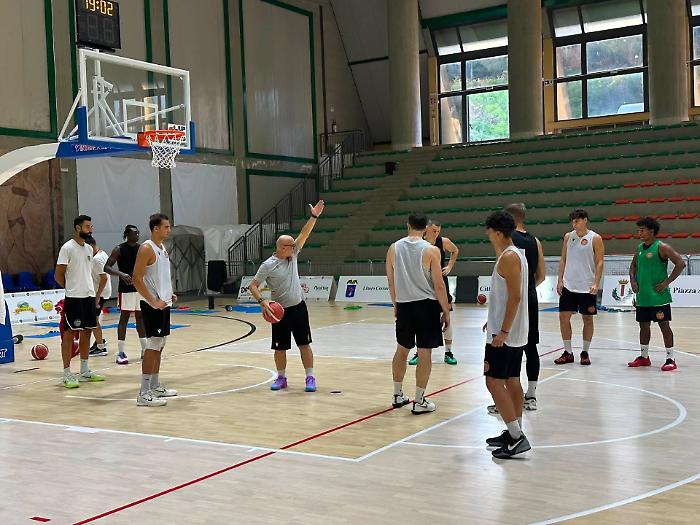 La Siaz Piazza Armerina riparte con una squadra tutta nuova: &laquo;Siamo tornati a ruggire&raquo;