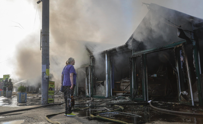  Ucraina, attacco russoa lla regione di Kharkiv: 10 morti 