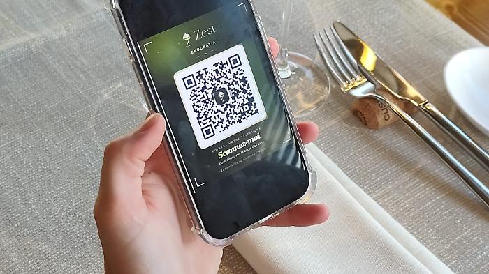 Il sommelier finisce nello smartphone: la Sicilia prova il ristorante del futuro