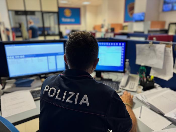Catania, smontava grondaie per rivenderle al mercato nero: condomino denuncia e fa arrestare pregiudicato