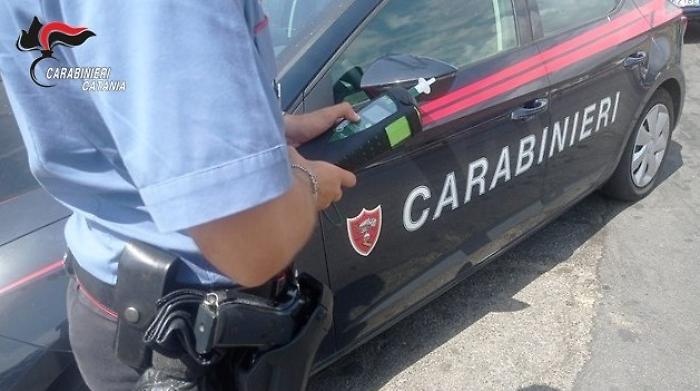 Rifiuta l'alcoltest lungo il viale Mario Rapisardi: 58enne denunciato, patente ritirata e auto sequestrata 