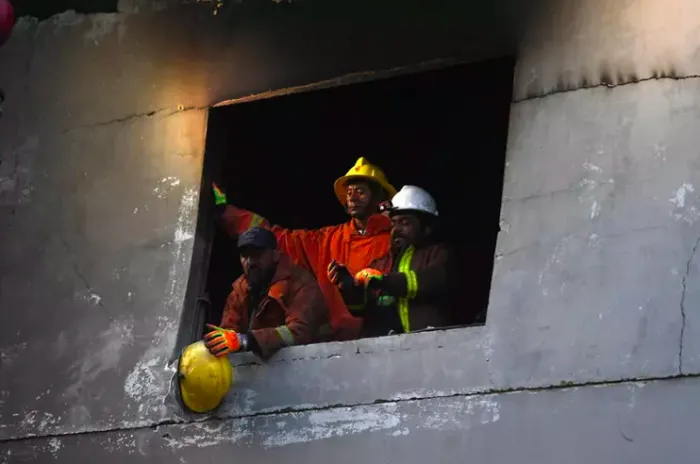 Incendio nel reparto di ginecologia, 14 neonati morti a Islamabad 