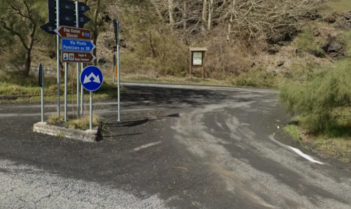 Parla l'uomo accerchiato dai cani randagi nel Parco dell'Etna: &laquo;Non sono stato imprudente&raquo;. E ringrazia la Forestale di Zafferana 