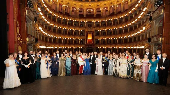 Volteggi d'Ottocento: un secolo di valzer, mazurke e polke al Cortile Platamone