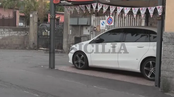 Catania, cosa c'&egrave; dietro agli spari di via Galermo: l'auto bersaglio due volte in dieci giorni 