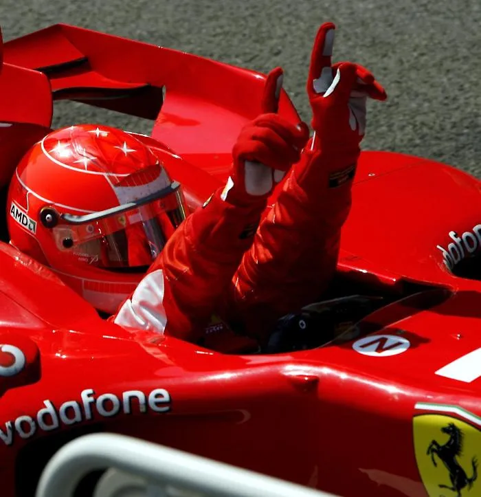 Omaggio a Schumacher: la Ferrari F399 in mostra a Milano per il trentennale