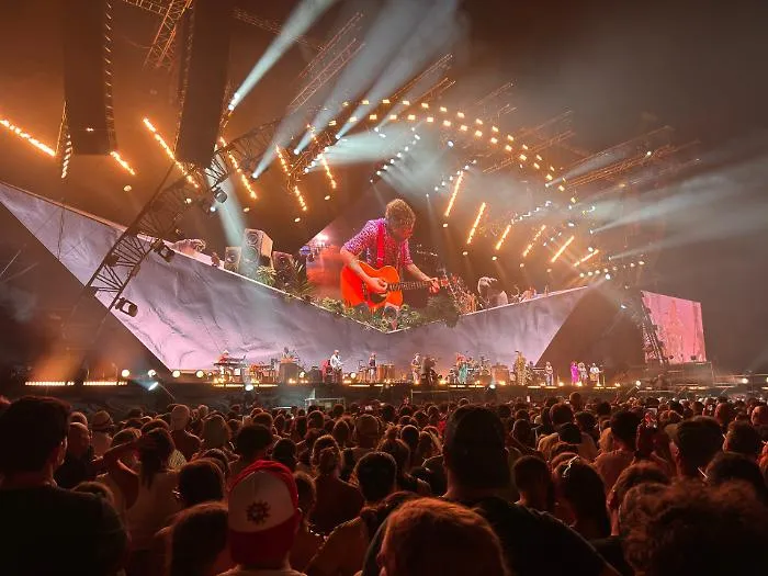 La festa di Jovanotti conquista Palermo, uno show di emozioni e divertimento con tutti i successi dell'artista