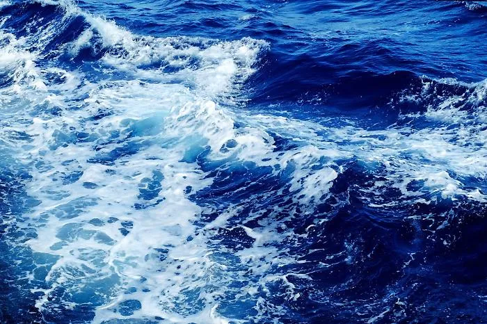 Naufragio a Cipro Nord. &laquo;Verifiche su presenza di italiani&raquo;. I passeggeri salvati: &laquo;Supplicato di tornare indietro, non ci hanno ascoltato&raquo;