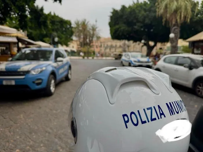 Ortigia, controlli interforze contro l&rsquo;illegalit&agrave; diffusa: sanzioni sulla strada e irregolarit&agrave; fiscali
