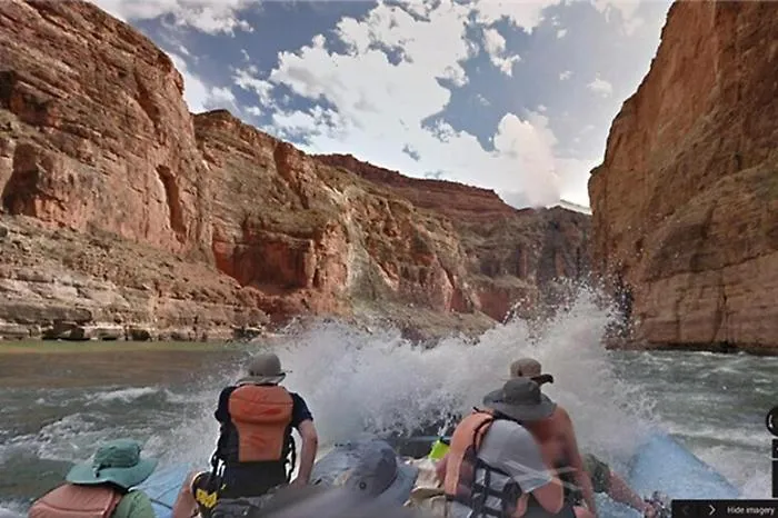 Inondazioni al Grand Canyon, 15 dispersi e decine di evacuati
