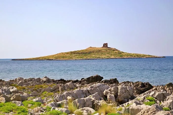 Le isole private in Sicilia: quanto costano davvero e chi pu&ograve; comprarle