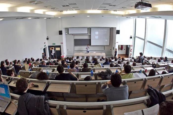 Medicina, al via le lezioni del Semestre aperto: tutte le novit&agrave; del nuovo anno