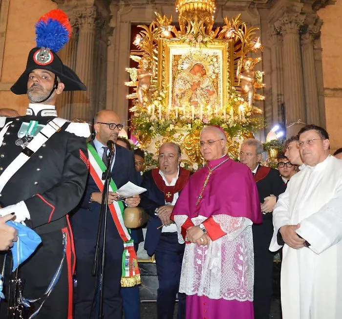 Scontro tra arcivescovo e sindaco a Biancavilla, Renna chiede scusa con una lettera