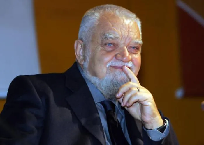 &Egrave; morto Enzo Bianchi, fondatore di Bose: dalla guida spirituale alla controversia con il Vaticano