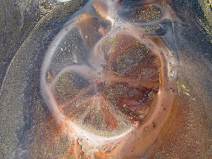 Ticket di 5 euro per visitare i Crateri Silvestri sull'Etna ed è polemica