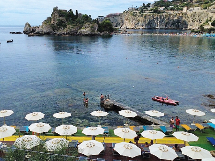 «Siamo contrari ai campi boe per l’attracco di imbarcazioni nelle baie di Taormina»