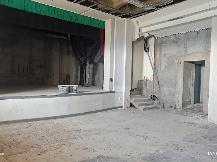Restyling del cineteatro Anselmi, si riparte con i lavori