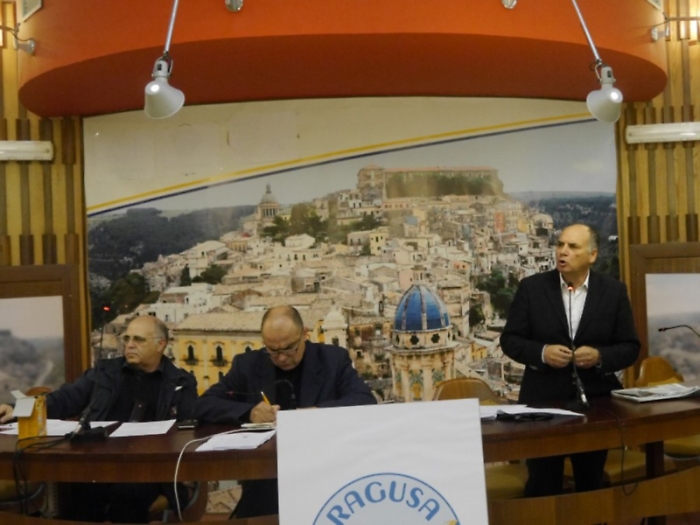 Ragusa prossima verso l&rsquo;uscita dalla coalizione di maggioranza