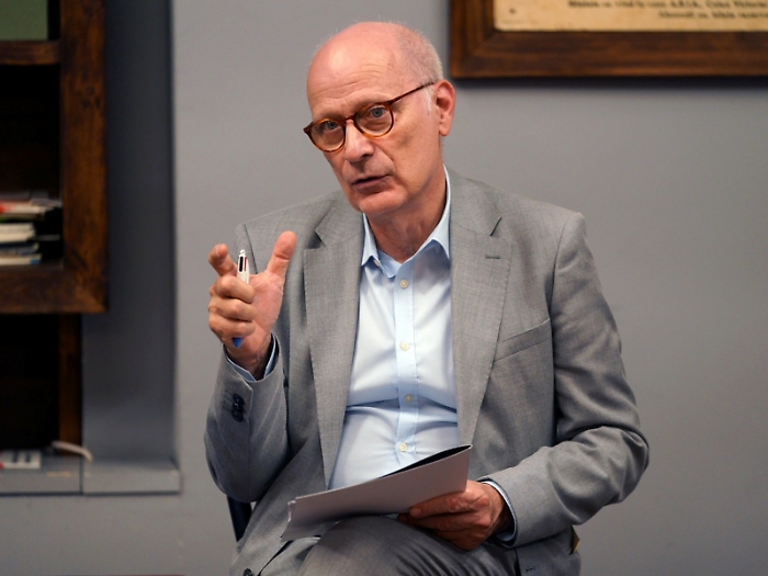 Da Firenze a Catania, il nuovo direttore artistico del Teatro Stabile: &laquo;Ripartiamo dalla relazione con la citt&agrave;, nessuna unione con il Biondo&raquo;