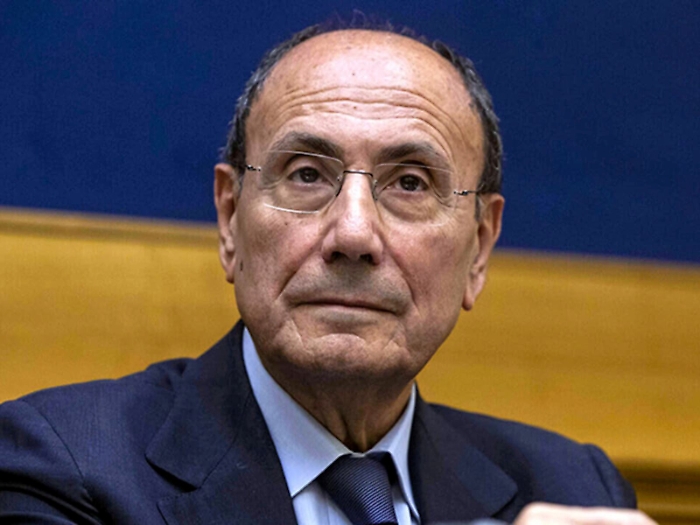 Schifani mette fuori gioco i dirigenti indagati. Ma si aspetta un&rsquo;altra &ldquo;scossa&rdquo; politica