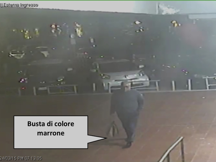 L&rsquo;incontro segreto di Tot&ograve; con il &laquo;colonnello&raquo;-talpa: ma cosa c&rsquo;era dentro la borsa?