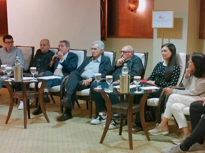 Gli albergatori auspicano un maggiore dialogo con la Giunta