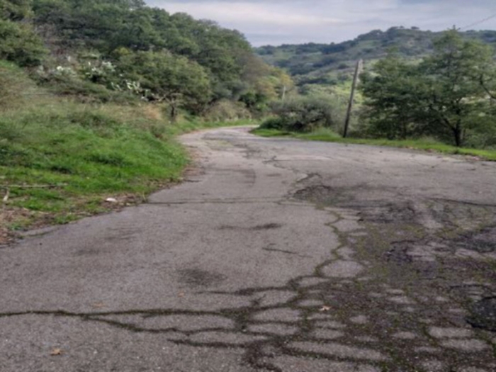 Taormina, strade dissestate a Chianchitta
