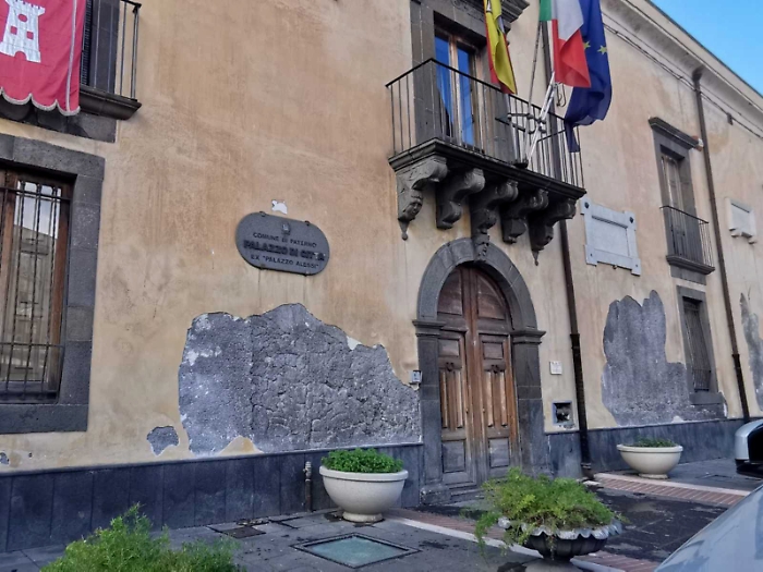 Patern&ograve;, luned&igrave; arrivano i commissari al Comune