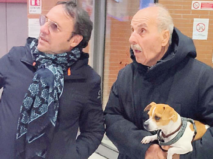 Smarrisce il portafoglio e gli rubano tutti i risparmi, si attiva la gara di solidarietà per il 78enne Nino