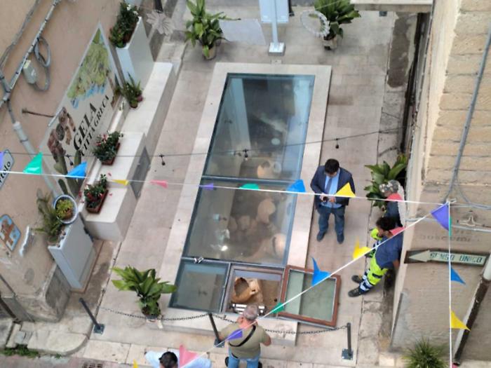 Non sar&agrave; pi&ugrave; la necropoli con le mollette: pomice e turbine per salvare i reperti