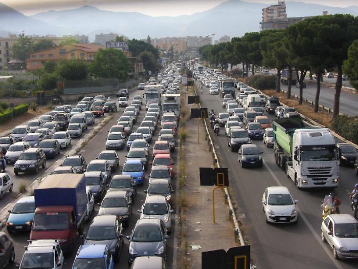 Palermo, asfalto nuovo in viale Regione Siciliana e via Perpignano: da luned&igrave; scattano i cantieri notturni