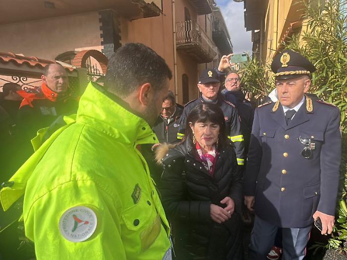 Fronte comune dei sindaci: &laquo;Tutta la jonica &egrave; al collasso&raquo;