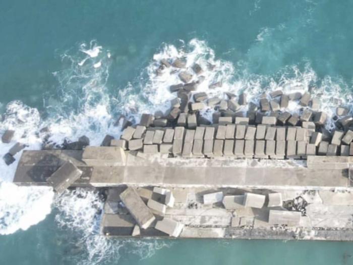 Interdetto il molo foraneo di Giardini Naxos